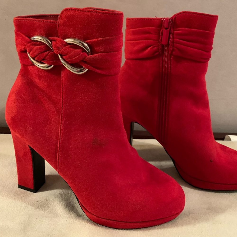 Size 7.5 red suede boots. Never worn
